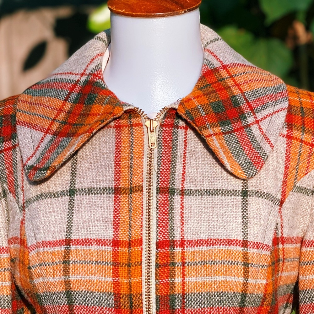 SOLD Intuitions Plaid Wool Skirt & Jacket Set - Picture 6 of 10